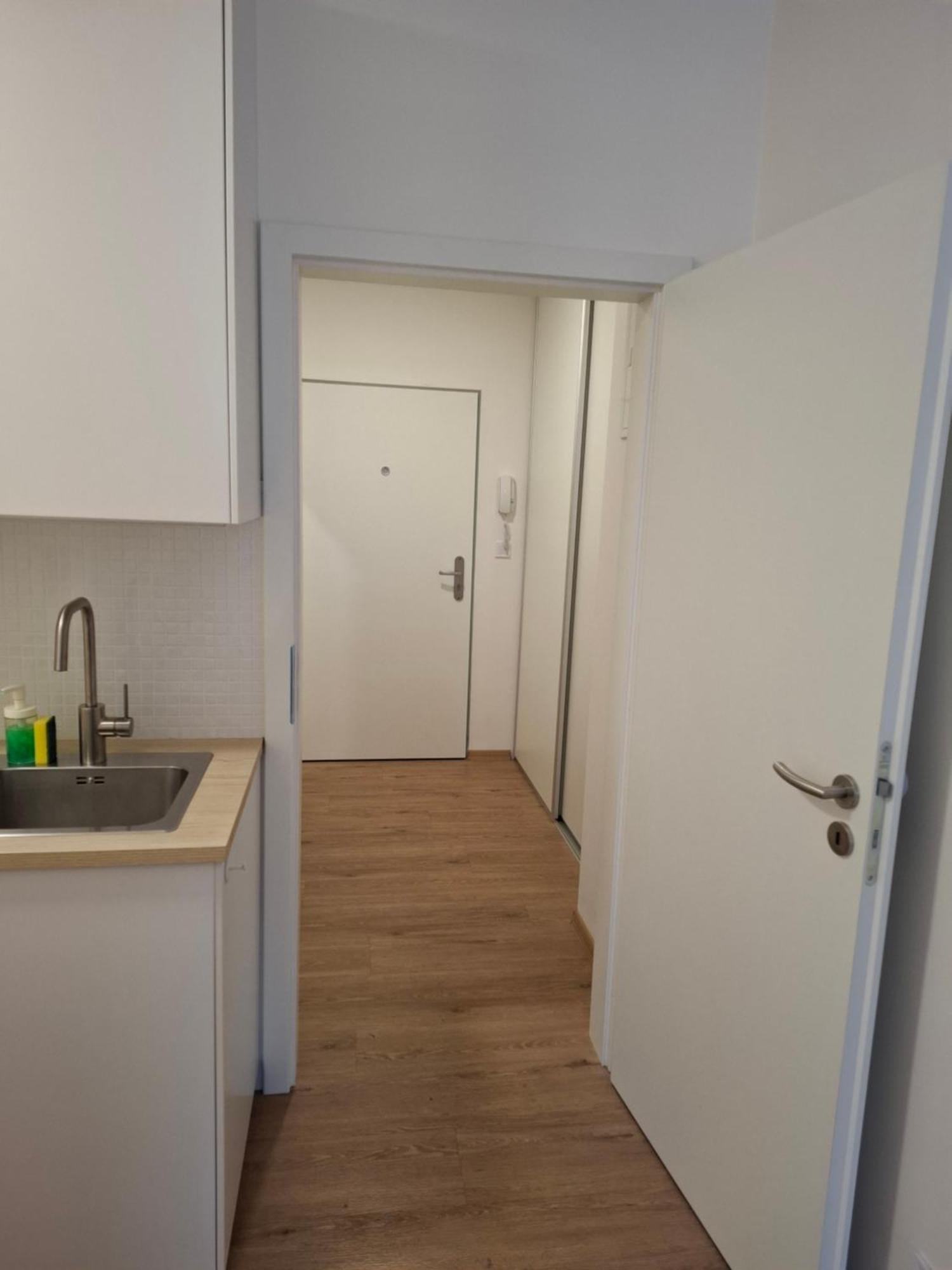 Santova Apartments オロモウツ エクステリア 写真